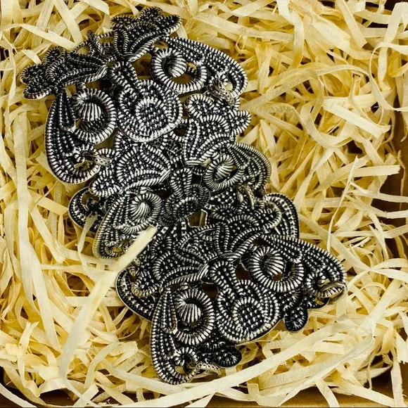 NEW Silver Bracelet Lace Design Toggle Clasp Wide - Picture 6 of 6